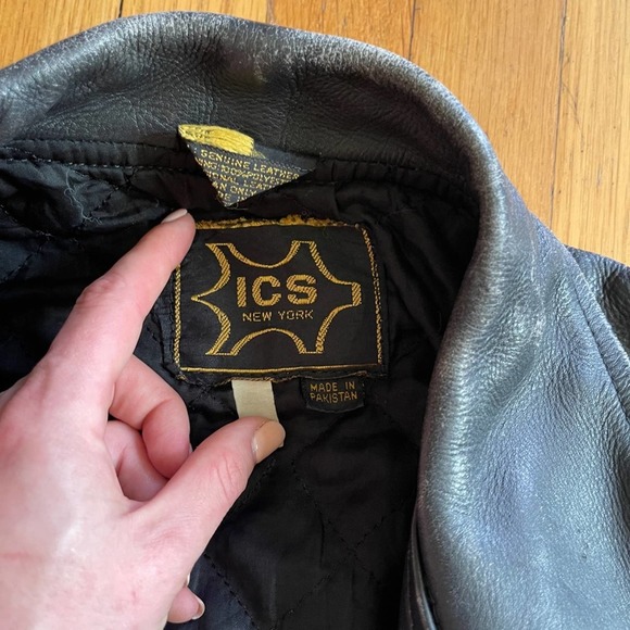 80s Vintage Fringe Motorcycle Jacket w Harley Patches - Picture 4 of 9